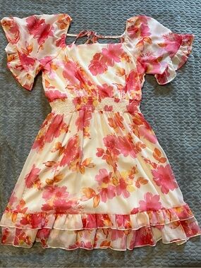 Peach Love California Pink and White Floral Ruffle Dress